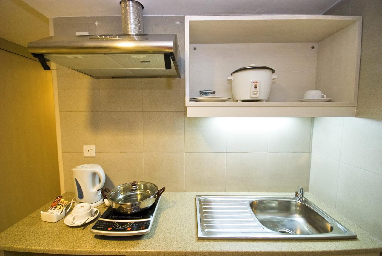 בנדר סרי בגאוואן Legallery Suites Hotel חדר תמונה