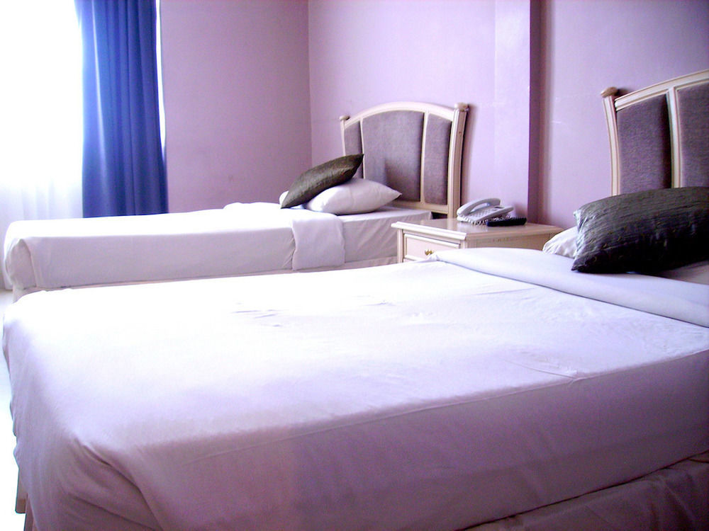 בנדר סרי בגאוואן Legallery Suites Hotel מראה חיצוני תמונה