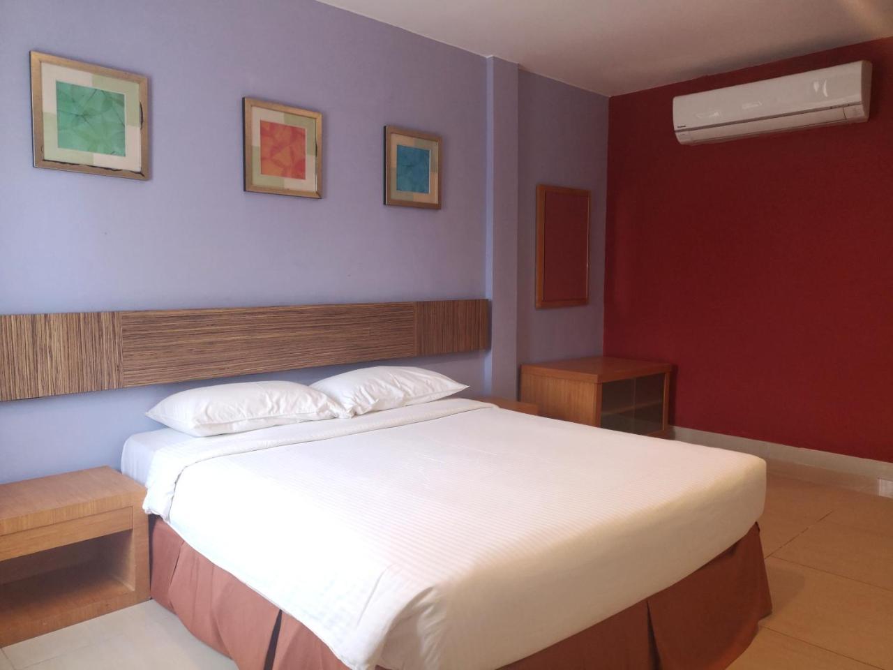 בנדר סרי בגאוואן Legallery Suites Hotel מראה חיצוני תמונה